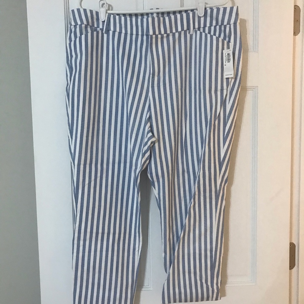 Old Navy striped pixie pants